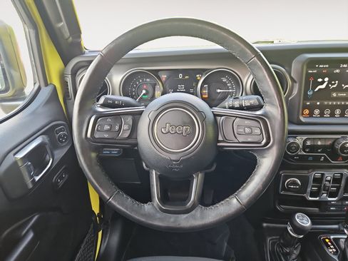 Used 2023 Jeep Wrangler Unlimited w/ Cold Weather Group AWD/4WD image 12