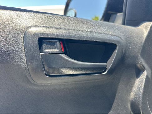 Used 2023 Toyota Tacoma SR RWD image 33