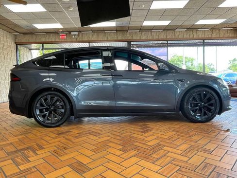 Used 2022 Tesla Model X AWD/4WD image 6