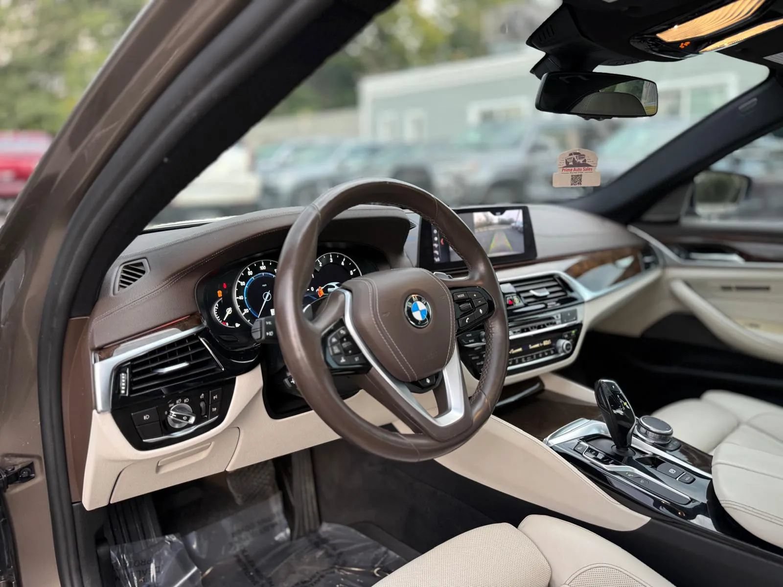 Used 2017 BMW 540i RWD image 13