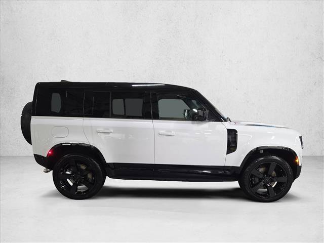 New 2026 Land Rover Defender 110 X-Dynamic SE AWD/4WD image 4