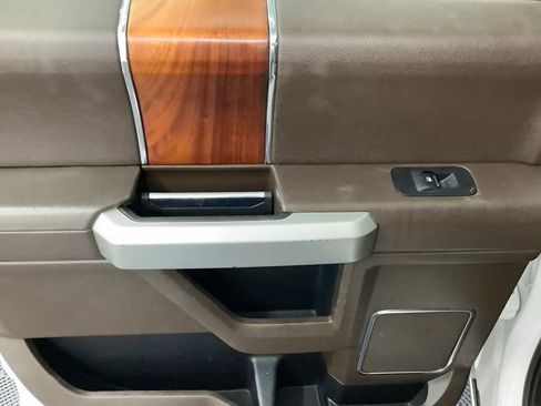 Used 2019 Ford F150 King Ranch w/ Equipment Group 601A Luxury AWD/4WD image 6