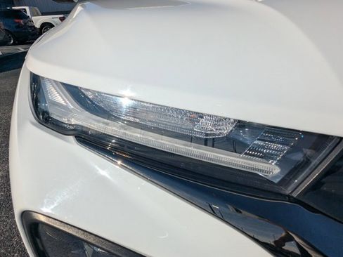 Used 2021 Chevrolet TrailBlazer ACTIV w/ Convenience Package image 11