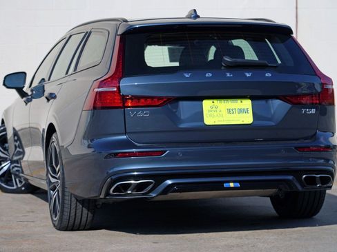 Used 2020 Volvo V60 T6 R-Design FWD image 6