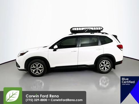 Used 2024 Subaru Forester Premium AWD/4WD image 5