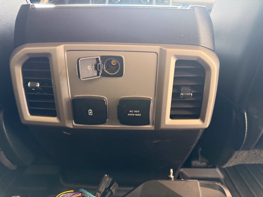 Used 2019 Ford F350 Lariat w/ Lariat Ultimate Package AWD/4WD image 35