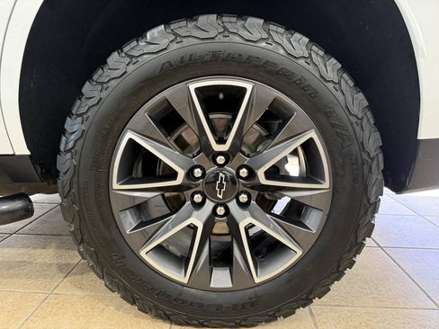 Used 2021 Chevrolet Tahoe Z71 AWD/4WD image 12