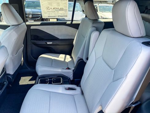 New 2026 Lexus TX 350 AWD image 19
