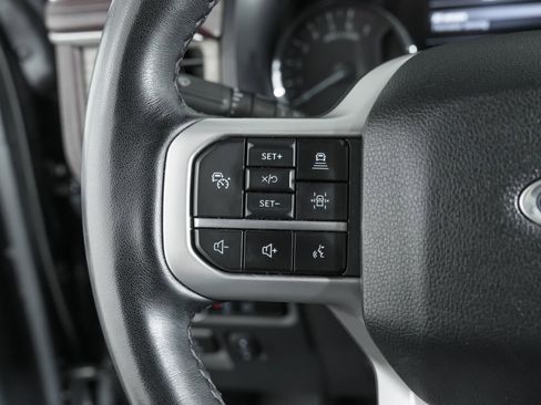 Used 2024 Ford Expedition Limited image 33