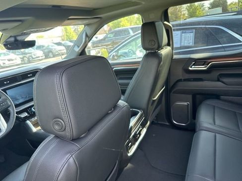 Certified 2024 GMC Sierra 1500 Denali w/ Denali Reserve Package AWD/4WD image 10