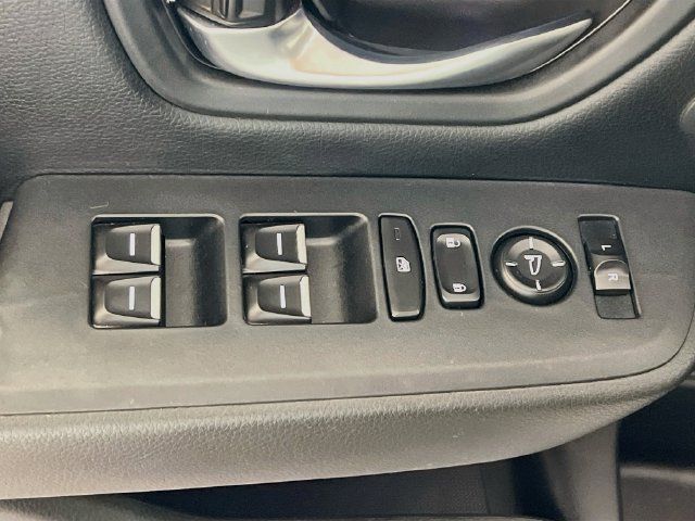 Used 2023 Honda Pilot Touring image 12