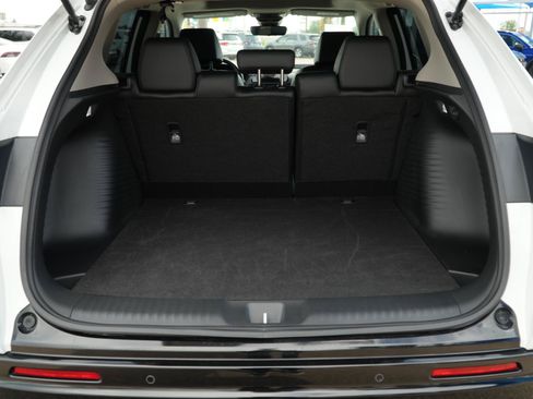Used 2026 Honda HR-V EX-L image 8