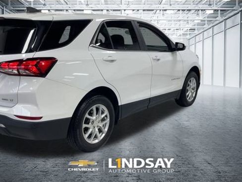 Used 2022 Chevrolet Equinox LT AWD/4WD image 9