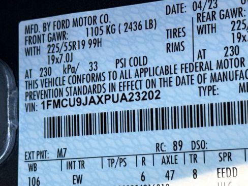 Certified 2023 Ford Escape Platinum image 33