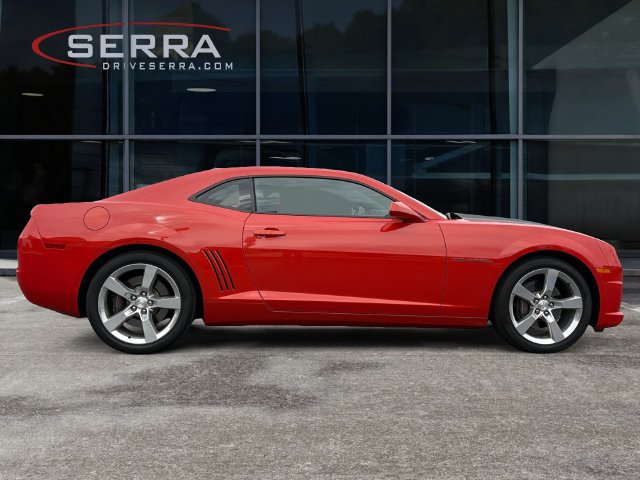 Used 2010 Chevrolet Camaro SS w/ RS Package RWD image 6