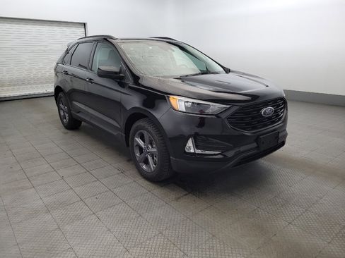 Used 2023 Ford Edge SEL w/ Sport Appearance Package image 13