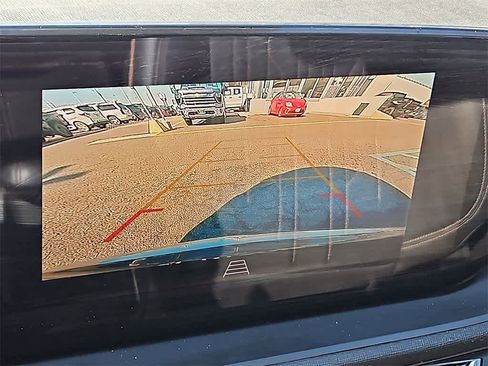 Used 2024 Buick Envista Avenir image 18