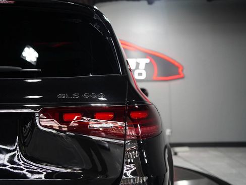 Used 2025 Mercedes-Benz Maybach GLS 600 4MATIC image 68