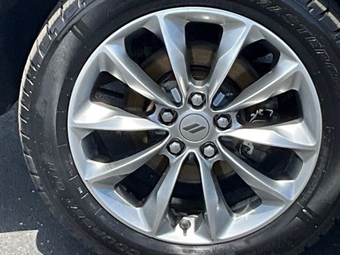 Used 2021 Dodge Durango Citadel w/ Premium Entertainment Group AWD/4WD image 9