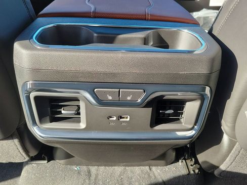 New 2026 GMC Sierra 2500 Denali Ultimate AWD/4WD image 16