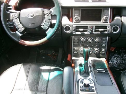 Used 2011 Land Rover Range Rover HSE LUX AWD/4WD image 22