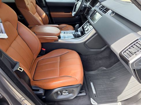 Used 2016 Land Rover Range Rover Sport Supercharged AWD/4WD image 3