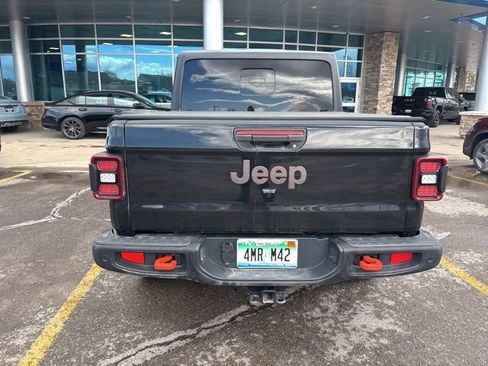 Used 2024 Jeep Gladiator Mojave w/ Technology Group image 19