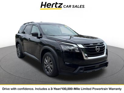 Used 2025 Nissan Pathfinder SV