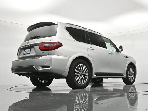Used 2021 Nissan Armada SL w/ Captain's Chairs Package AWD/4WD image 43
