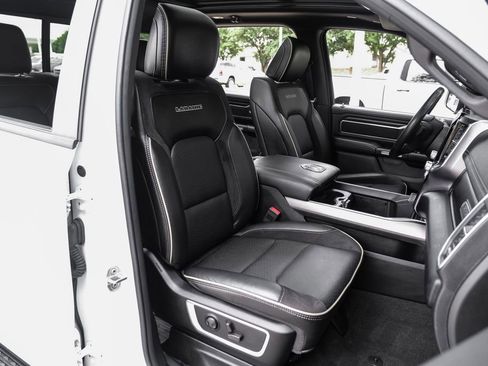 Used 2023 RAM 1500 Laramie AWD/4WD image 49