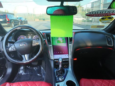 Used 2015 INFINITI Q50 Premium w/ Navigation Package AWD/4WD image 7