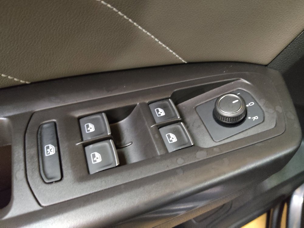Used 2023 Volkswagen Atlas SE w/ Panoramic Sunroof Package FWD image 27