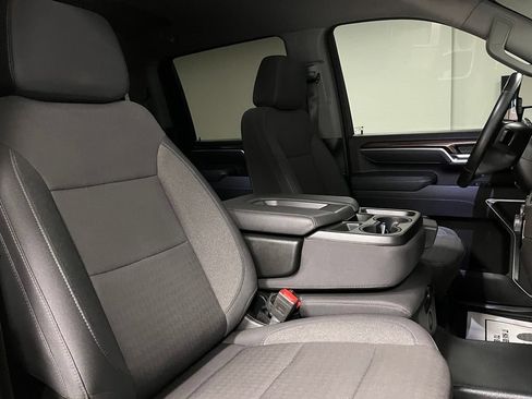 Used 2025 Chevrolet Silverado 2500 LT w/ Convenience Package AWD/4WD image 58
