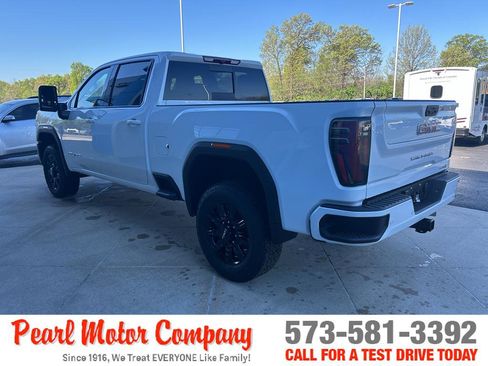 New 2026 GMC Sierra 2500 AT4 AWD/4WD image 7