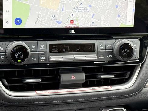 Used 2026 Toyota Grand Highlander AWD image 22