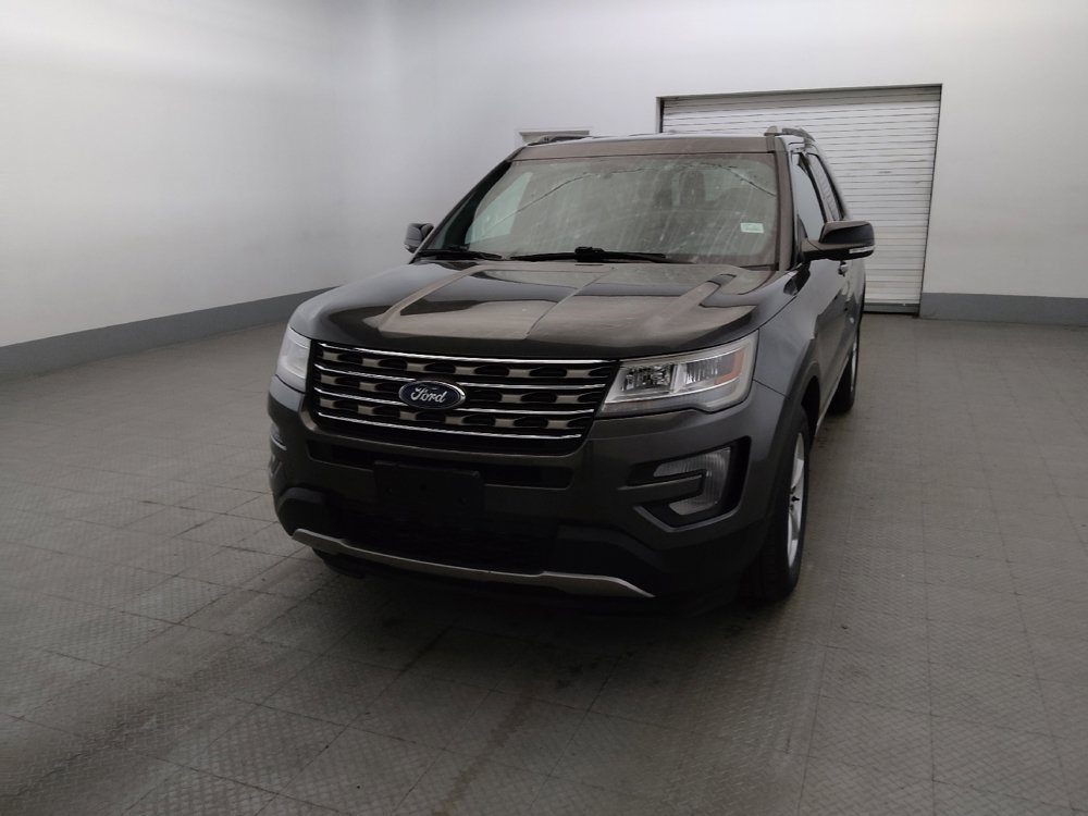 Used 2017 Ford Explorer XLT AWD/4WD image 15