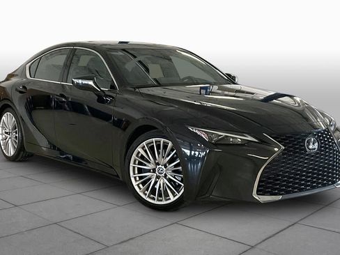 Used 2024 Lexus IS 300 w/ Premium Package RWD image 2