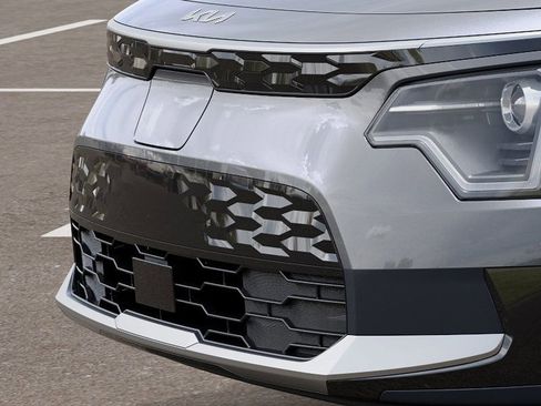 New 2025 Kia Niro Wind w/ Wind Preserve Package image 13