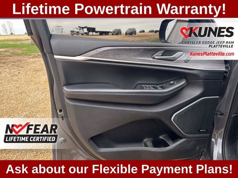 Used 2021 Jeep Grand Cherokee L Limited w/ Trailer Tow Group (B) image 12