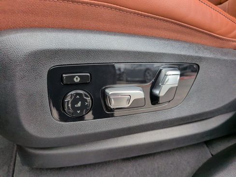 Used 2025 BMW X5 xDrive40i image 29