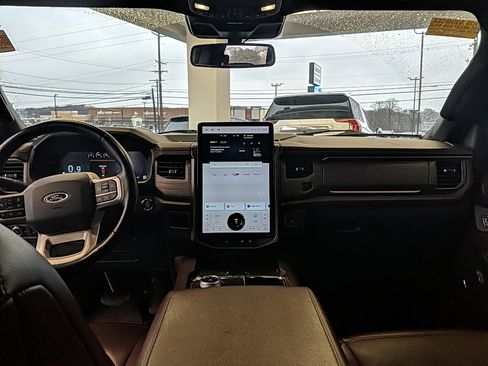 Certified 2022 Ford Expedition Max Limited image 20