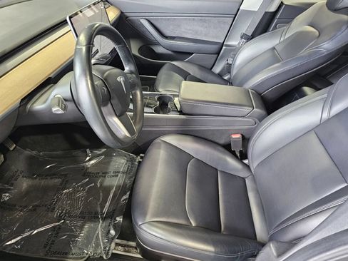 Used 2018 Tesla Model 3 Mid Range RWD image 14