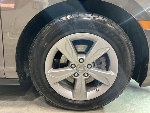 Used 2019 Honda Odyssey EX image 22