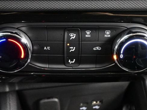 Used 2026 Chevrolet TrailBlazer LT FWD image 28