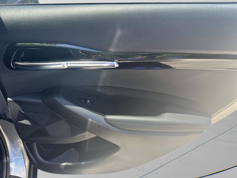 Used 2025 Kia Seltos EX w/ EX Sunroof Package image 37