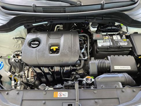 Used 2024 Kia Soul LX w/ Option Group 015 FWD image 32