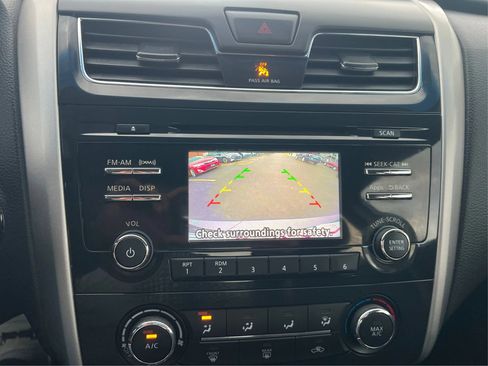 Used 2014 Nissan Altima 2.5 S w/ Sport Value Package FWD image 27