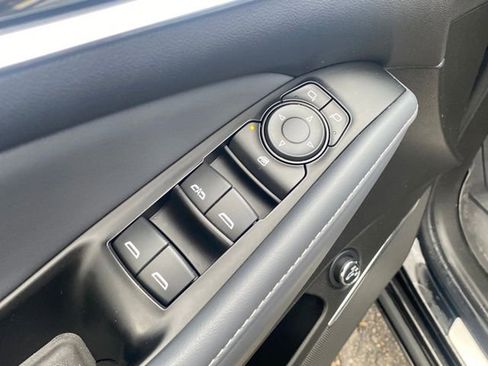 Certified 2024 Buick Enclave Essence w/ Sport Touring Edition image 20