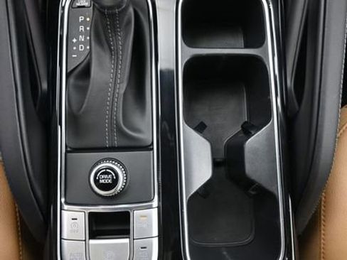 Used 2022 Kia Telluride SX image 10