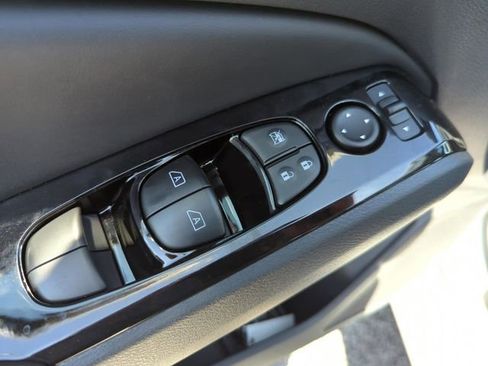 New 2025 Nissan Altima 2.5 SR w/ SR Premium Package FWD image 26